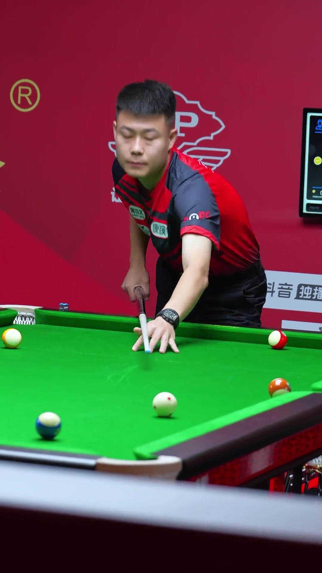 以其超群的 以其超群的