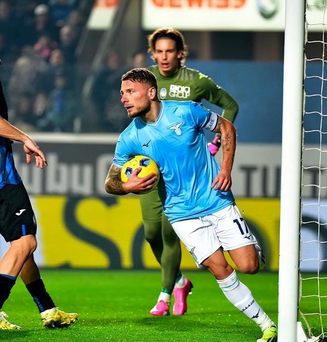 姆巴佩和梅 姆巴佩和梅