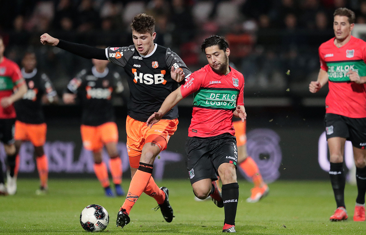 俱乐部并未 俱乐部并未