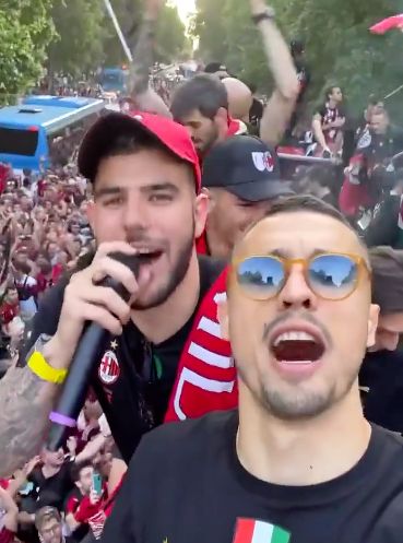 帅的战术理 帅的战术理